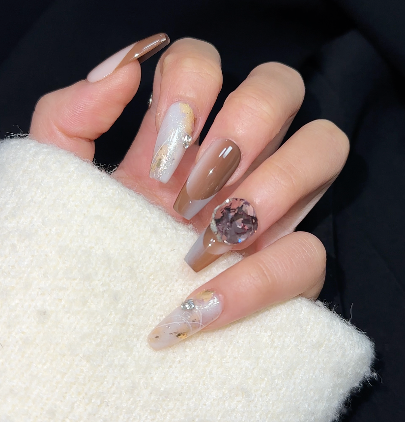 【Irish coffee】hand made;  Press-on nails;Galaxy；French; Diamond