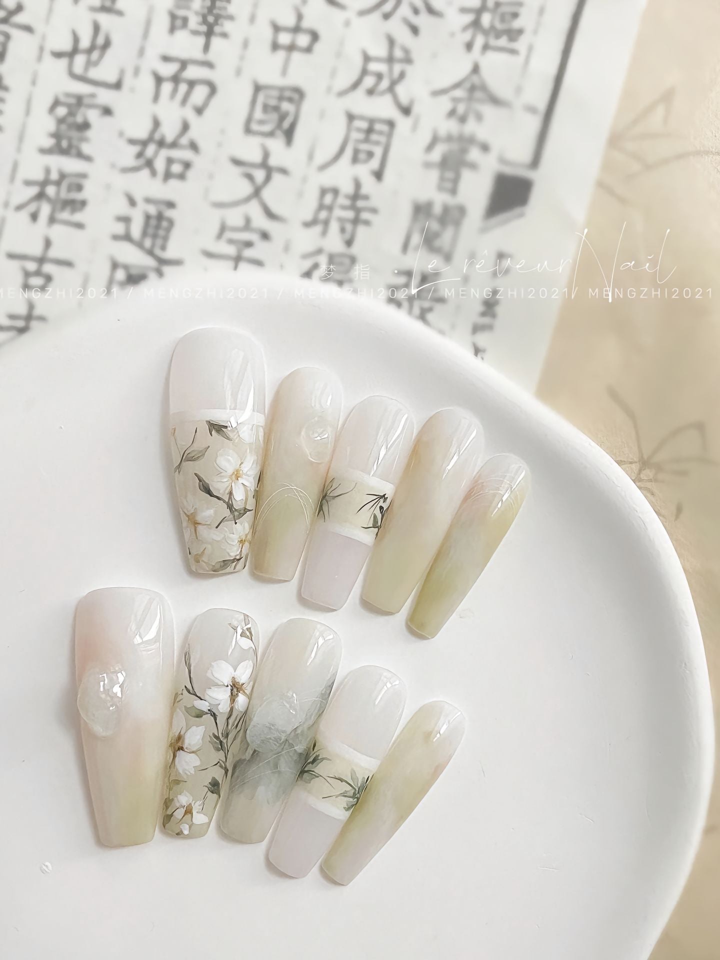 【 New Chinese tradition】hand made;  Press-on nails;   Customized；